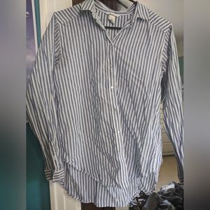 H&M blue and white long sleeve shirt small (2)